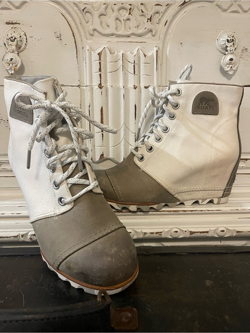 Sorel Women's White and Gray Lace-Up Canvas Wedge Boots